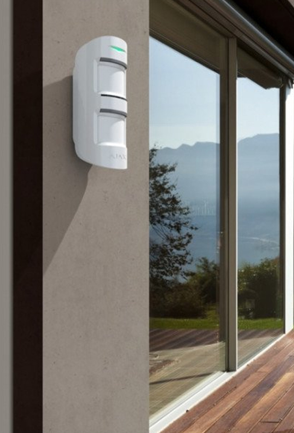 sensor exterior monitora seguridad inteligente